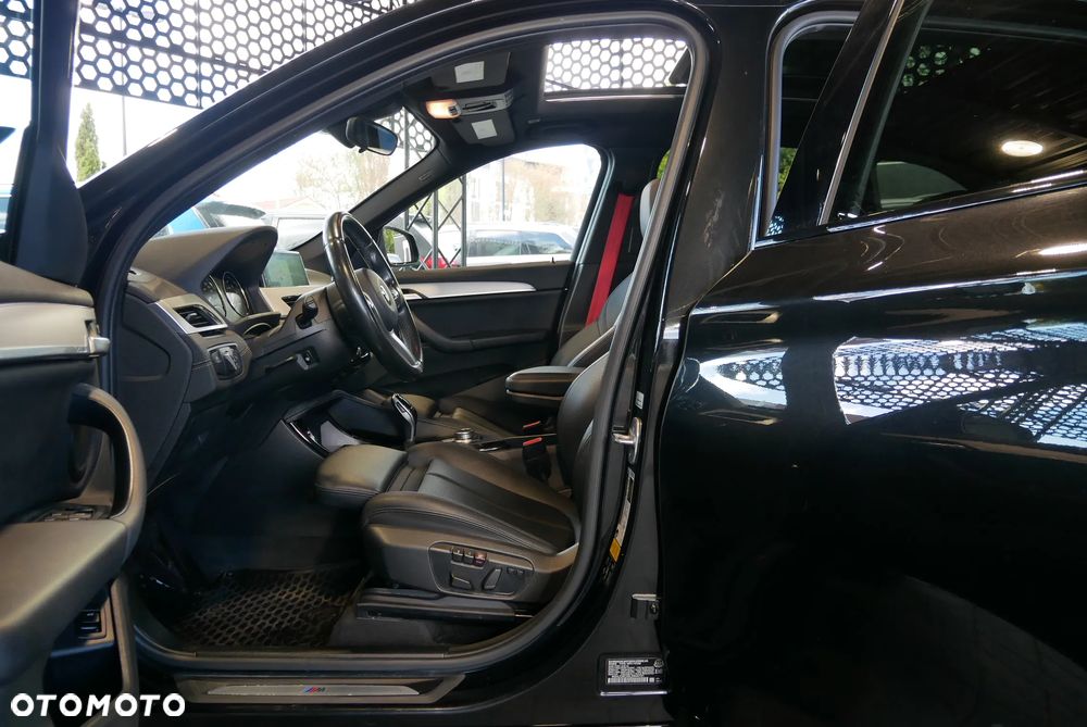 BMW X1 xDrive28i - 8