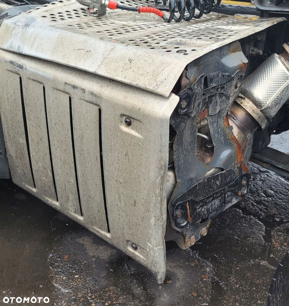 TŁUMIK WYDECH KATALIZATOR MERCEDES BENZ ACTROS MP5 EURO 6 2019 A0114907512 - 1
