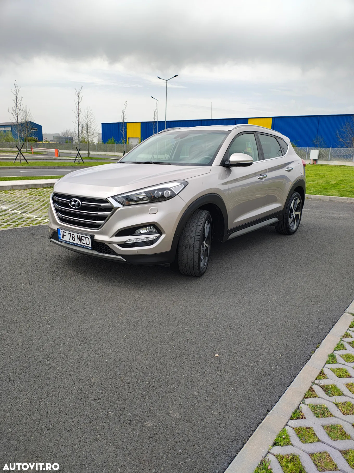 Hyundai Tucson 2.0 CRDI 4WD 6AT Premium+ - 3
