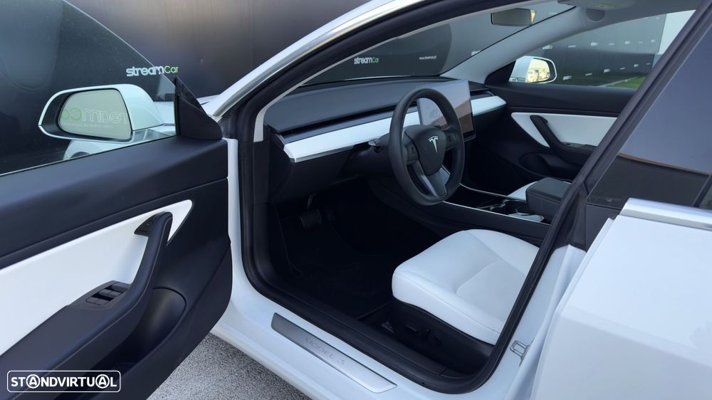 Tesla Model 3 Standard Range Plus RWD - 10
