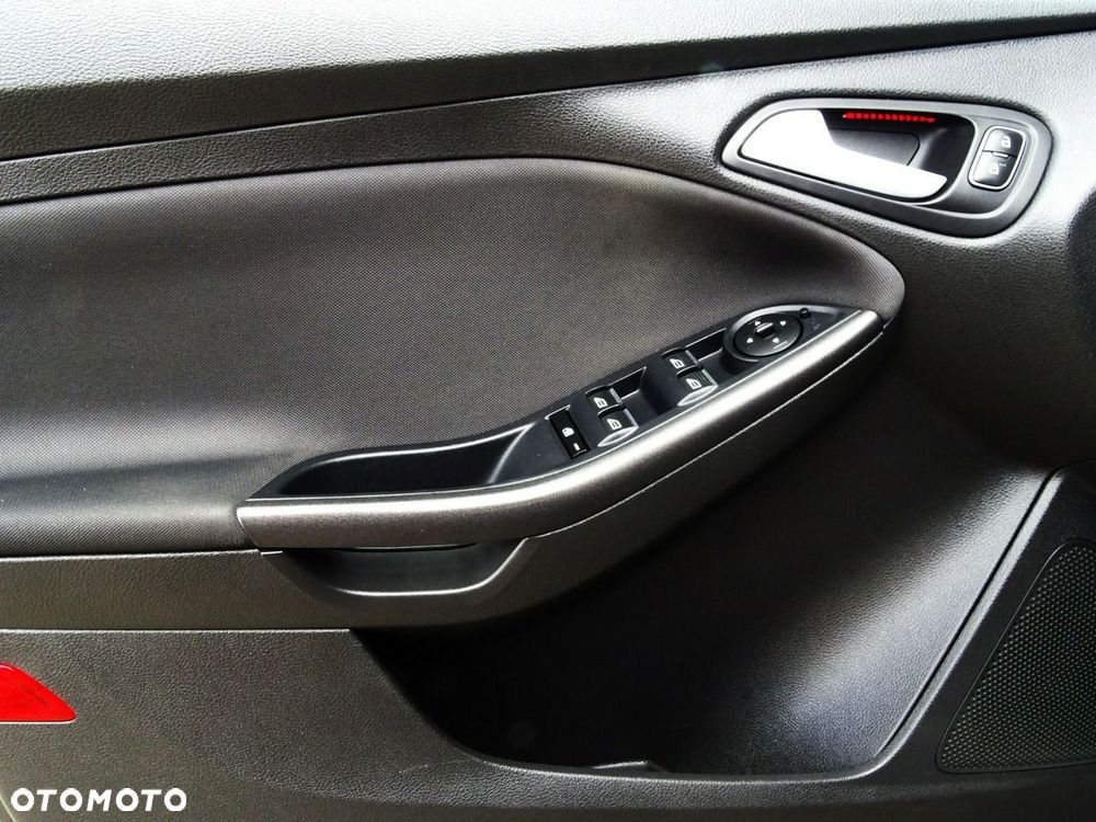 Ford Focus - 17
