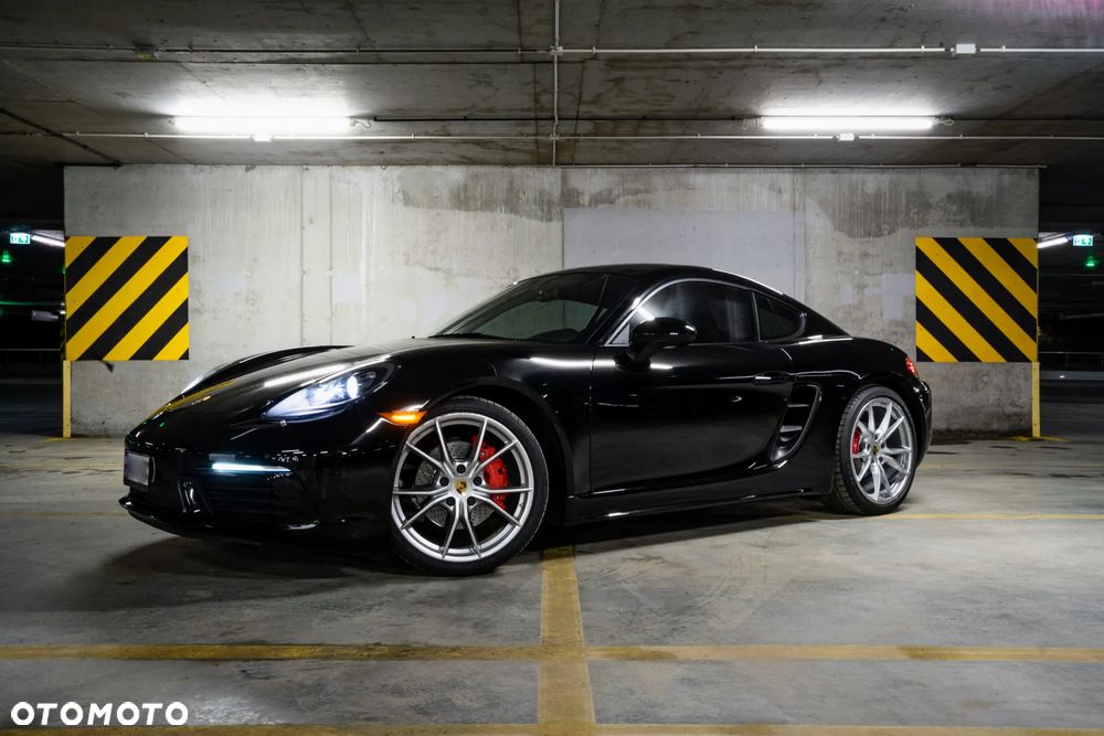 Porsche 718 Cayman - 5