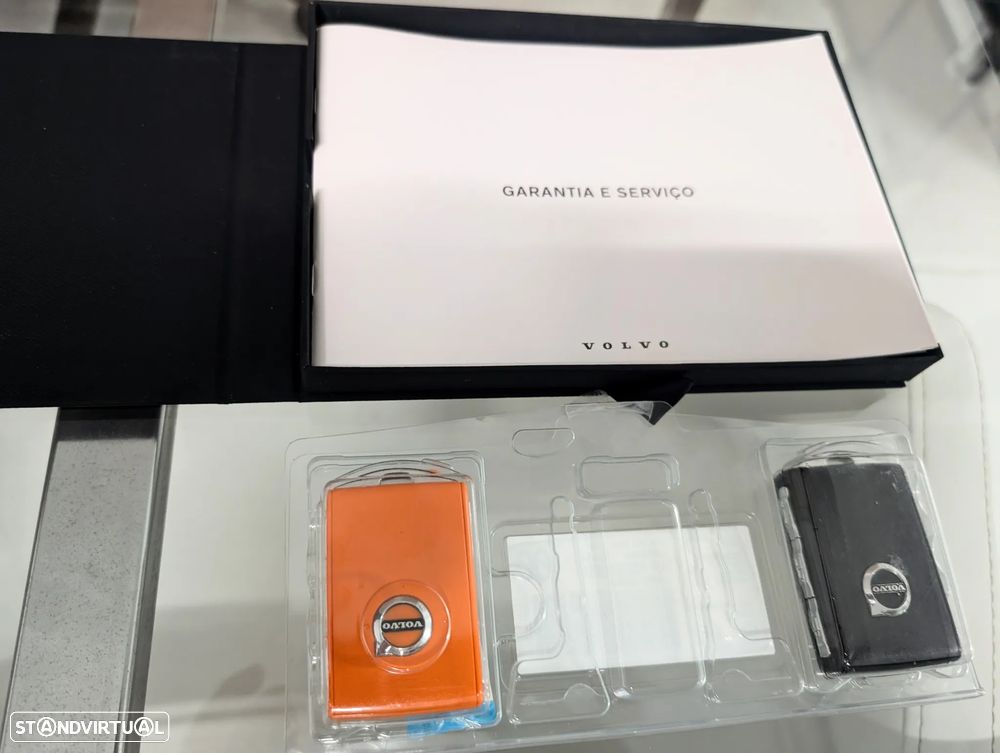 Volvo XC 40 Recharge Core - 27