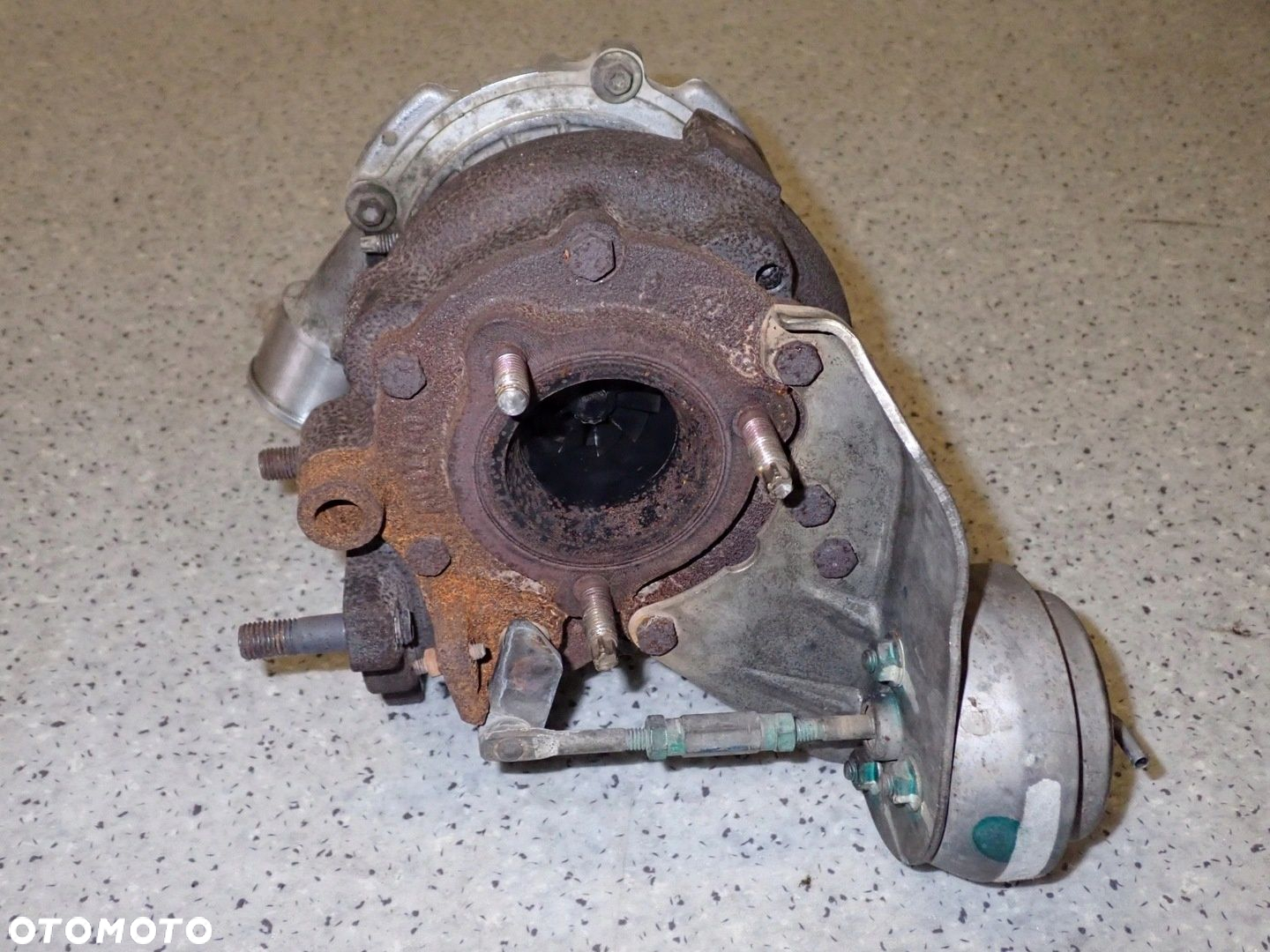 TOYOTA COROLLA VERSO 2.2 D4D 04-09 TURBINA TURBO - 6