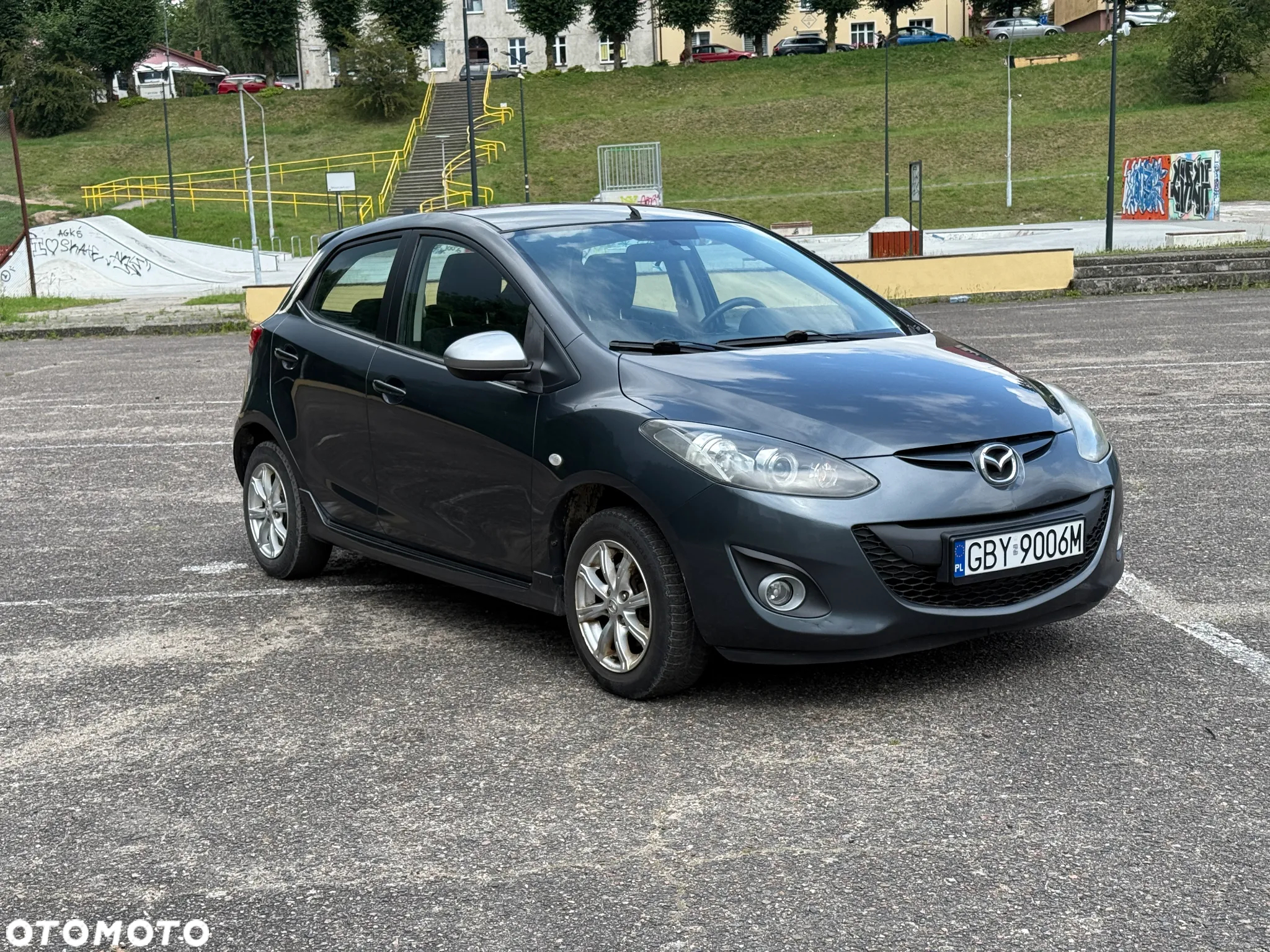 Mazda 2 - 6