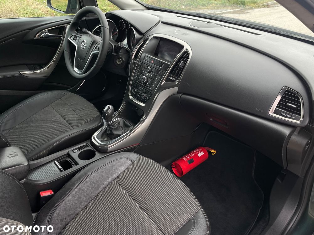 Opel Astra 1.7 CDTI Cosmo - 14