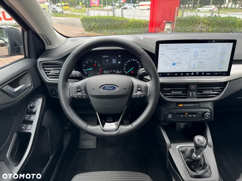 Ford Focus 1.0 EcoBoost Titanium - 12