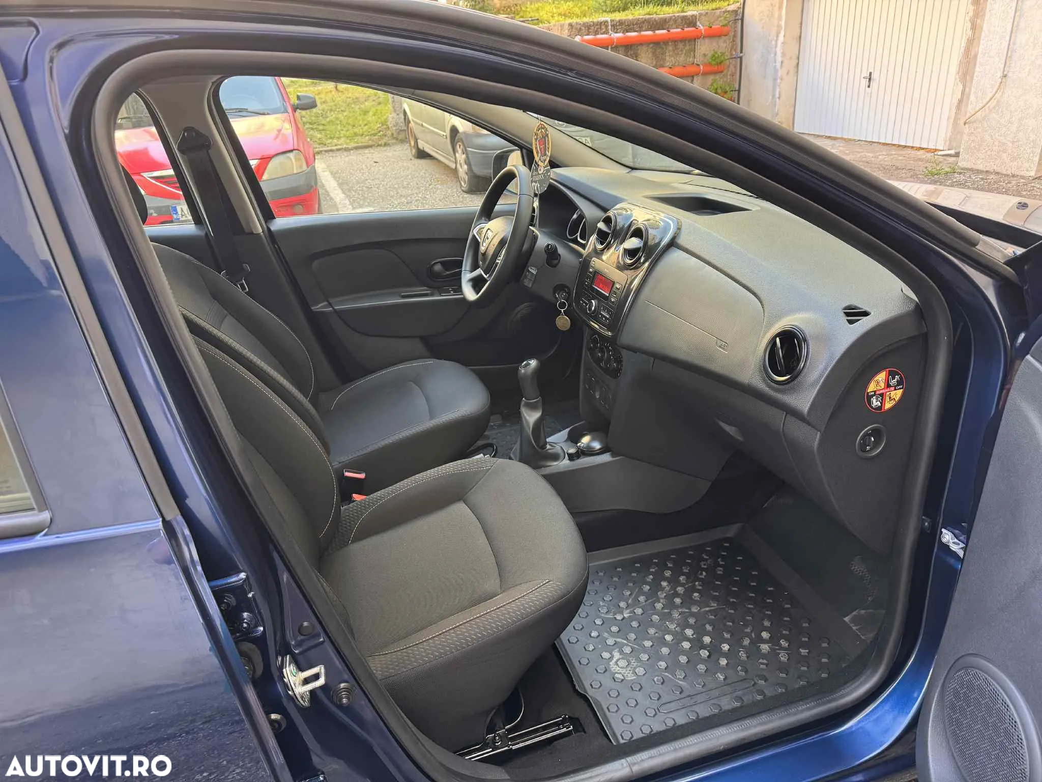 Dacia Logan - 3