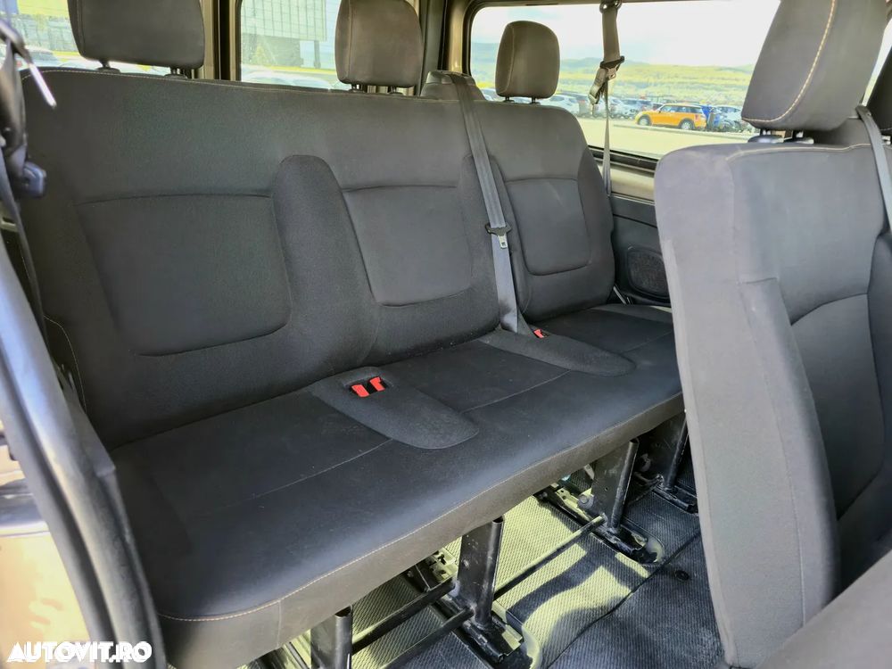 Renault Trafic - 10