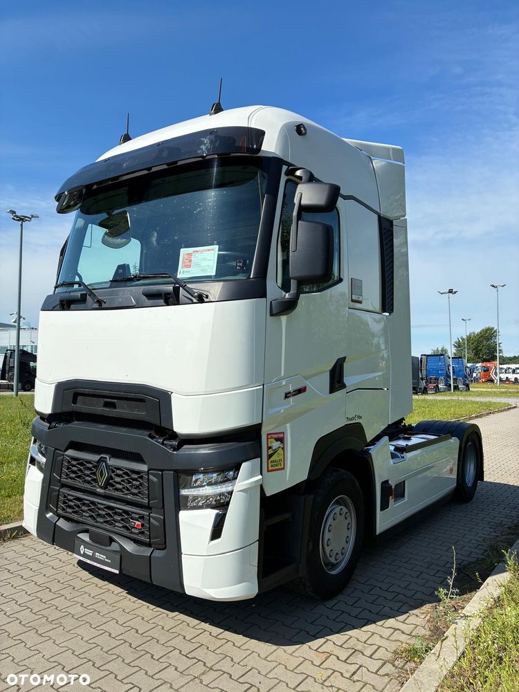 Renault T480 HIGH Sleeper Cab - 9