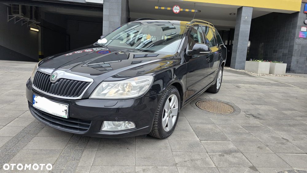 Skoda Octavia 1.6 TDI Active DSG - 2