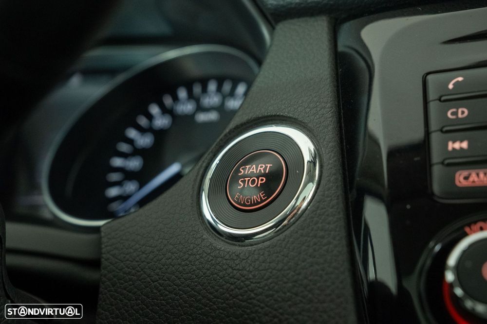 Nissan Qashqai 1.2 DIG-T N-Connecta - 28