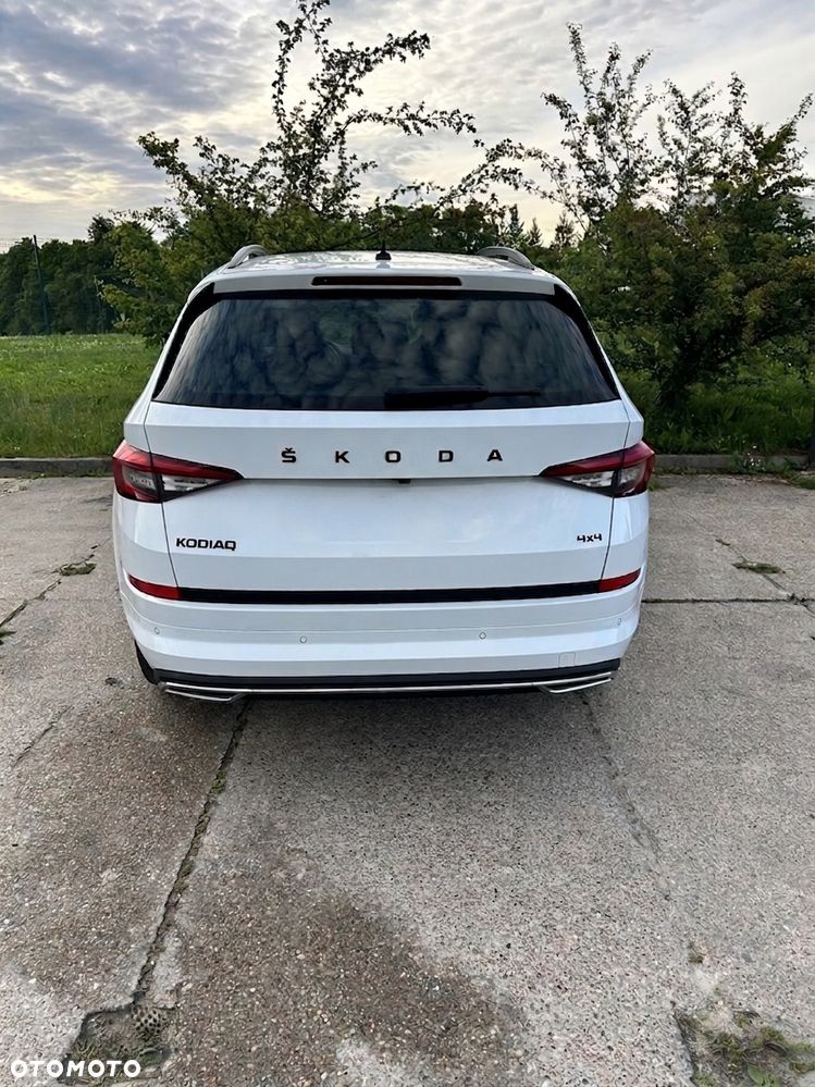 Skoda Kodiaq 2.0 TSI 4x4 Sportline DSG - 4