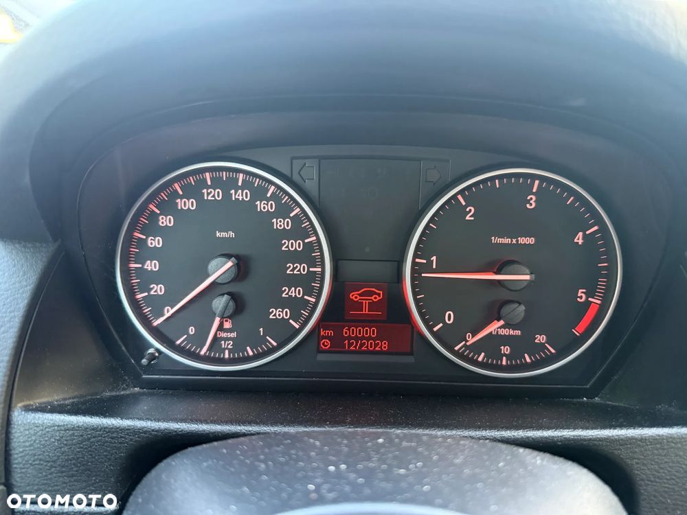 BMW X1 sDrive18d - 27
