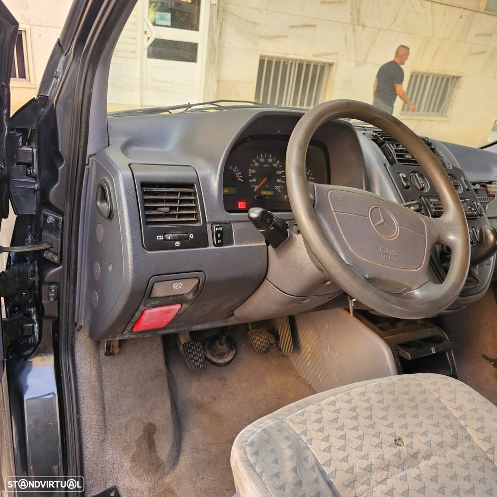 Mercedes-Benz V 230 TD Trend - 10