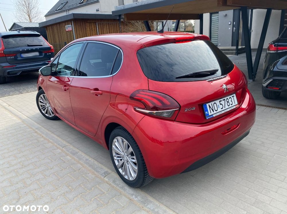 Peugeot 208 1.2 PureTech Allure - 4