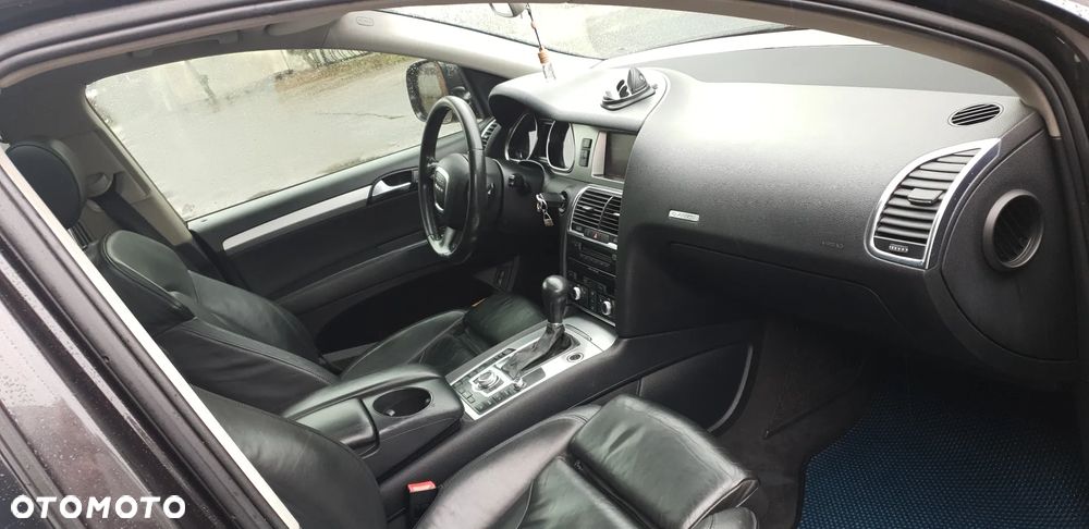 Audi Q7 3.0 TDI DPF quattro tiptronic - 23