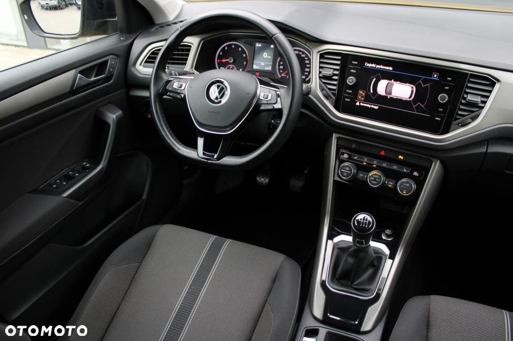 Volkswagen T-Roc - 19