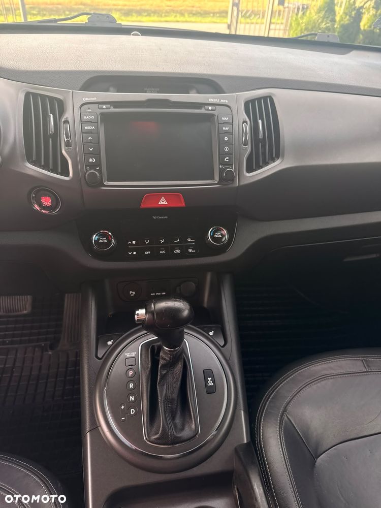 Kia Sportage 2.0 CRDI AWD Spirit - 13