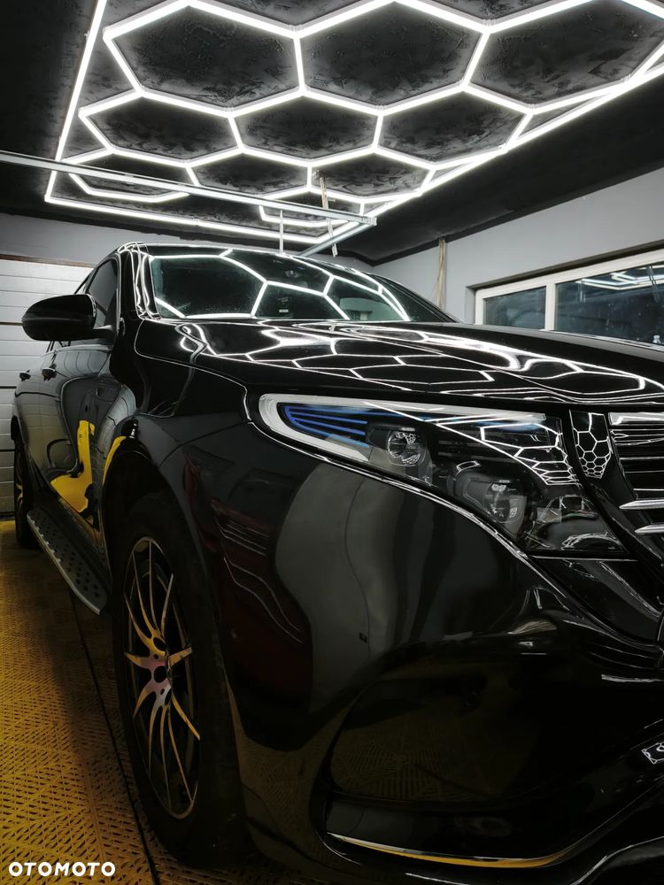 Mercedes-Benz EQC 400 4-Matic - 4