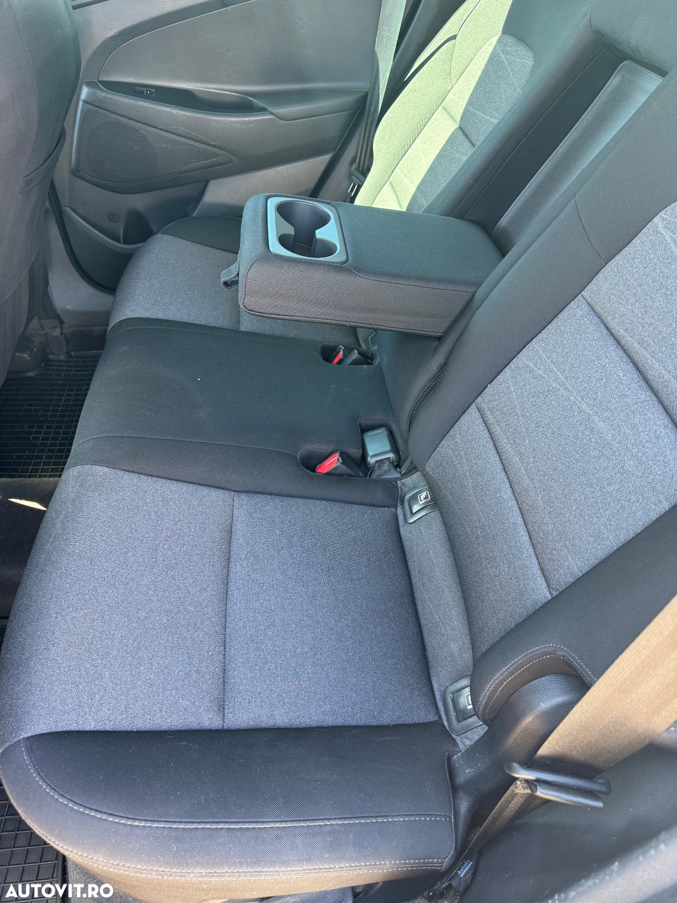 Hyundai Tucson 1.6 CRDi 4WD 6MT Style - 7