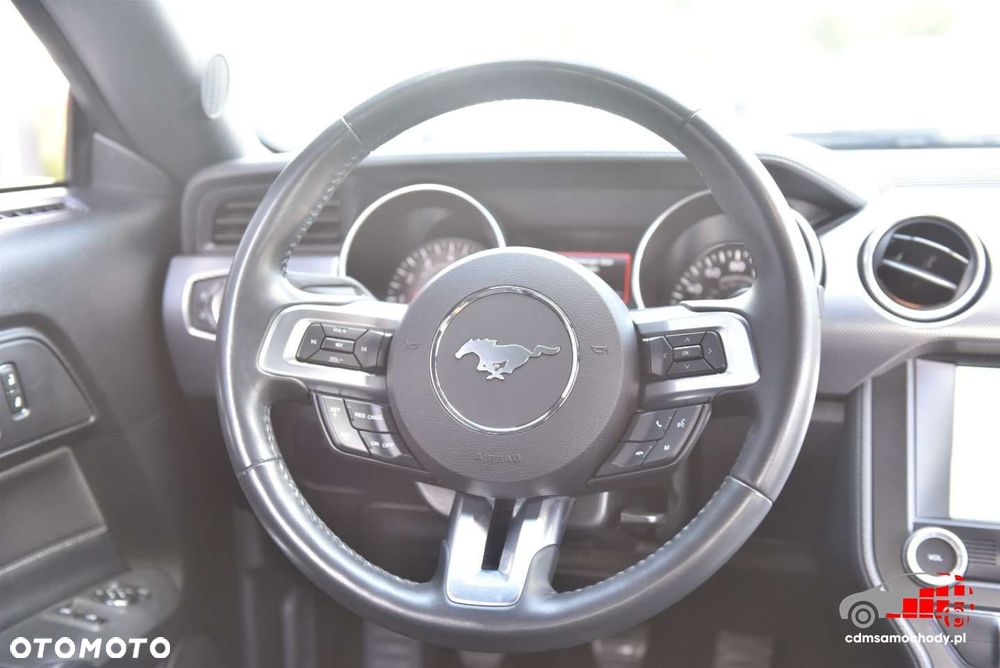 Ford Mustang 5.0 V8 GT - 21