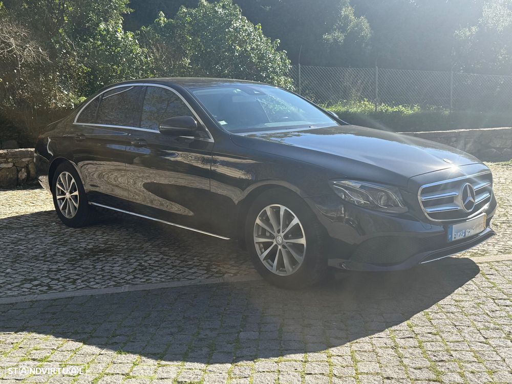 Mercedes-Benz E 220 d Avantgarde 4-Matic - 6