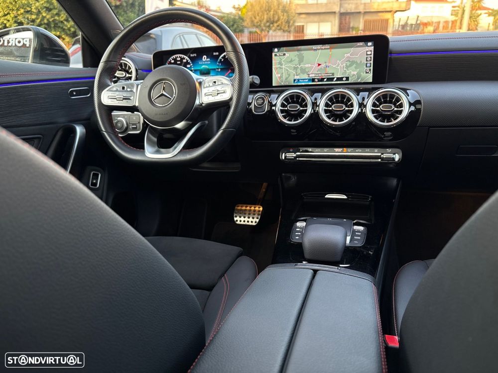 Mercedes-Benz CLA 250 e Shooting Brake AMG Line - 13