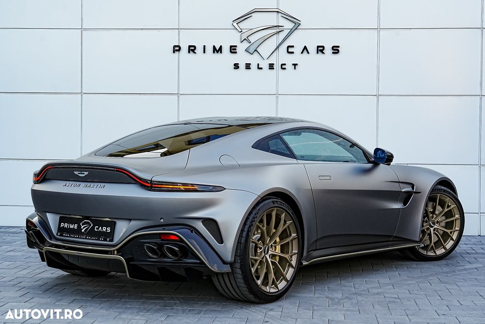 Aston Martin V8 Vantage - 7