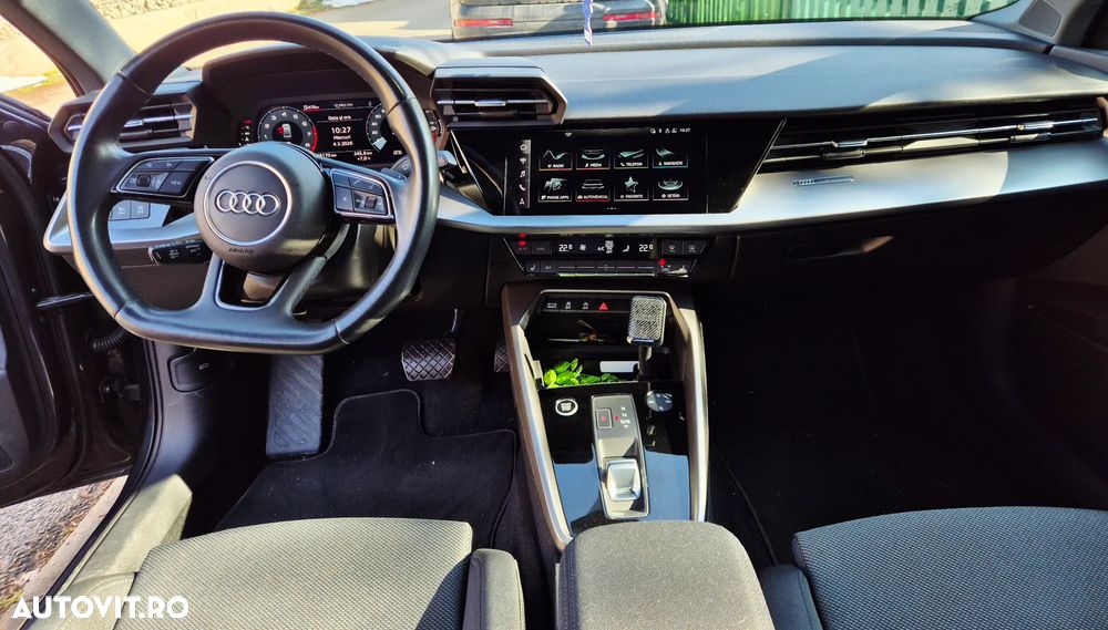 Audi A3 1.0 30 TFSI MHEV S tronic Advanced - 6