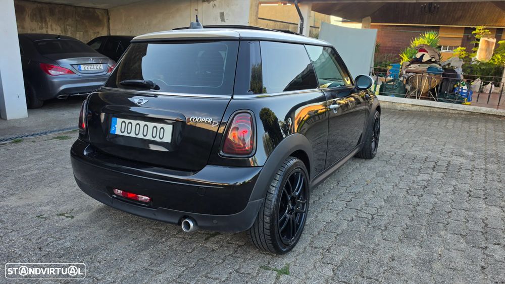 MINI 3 Portas Cooper D - 2