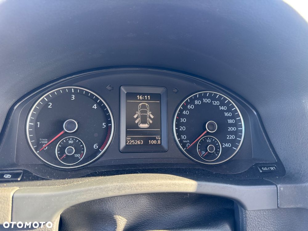 Volkswagen Golf Plus 1.6 TDI DPF DSG Highline - 14