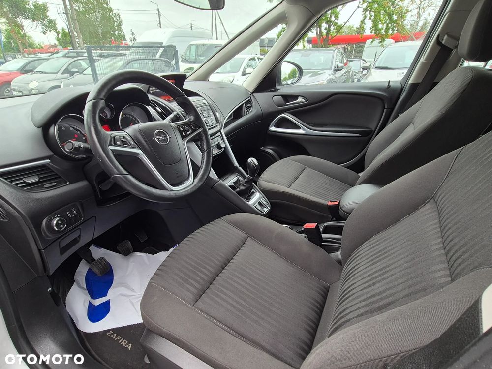 Opel Zafira Tourer 1.4 Turbo Business Innovation - 26