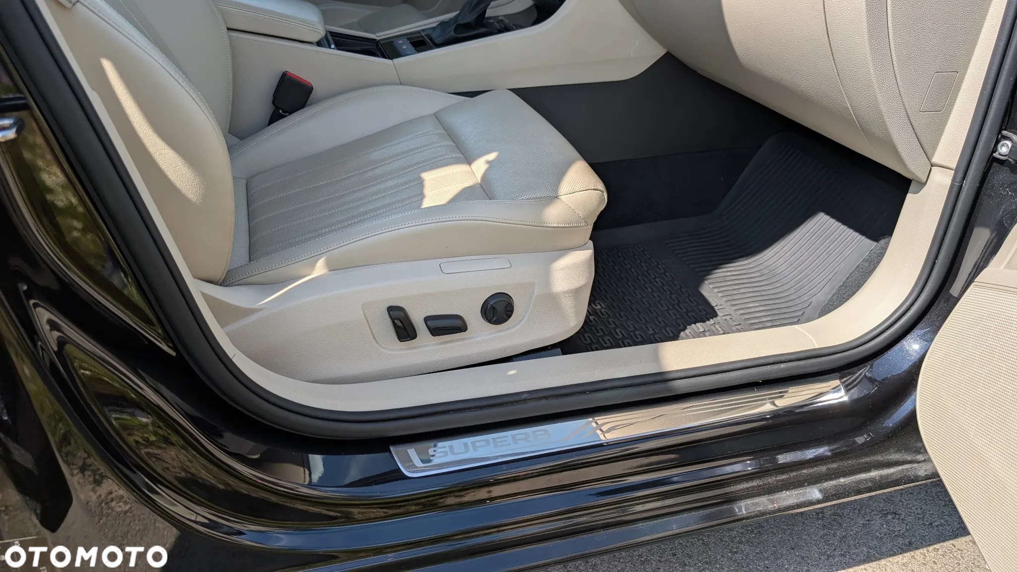 Skoda Superb 2.0 TDI 4x4 Style DSG - 12