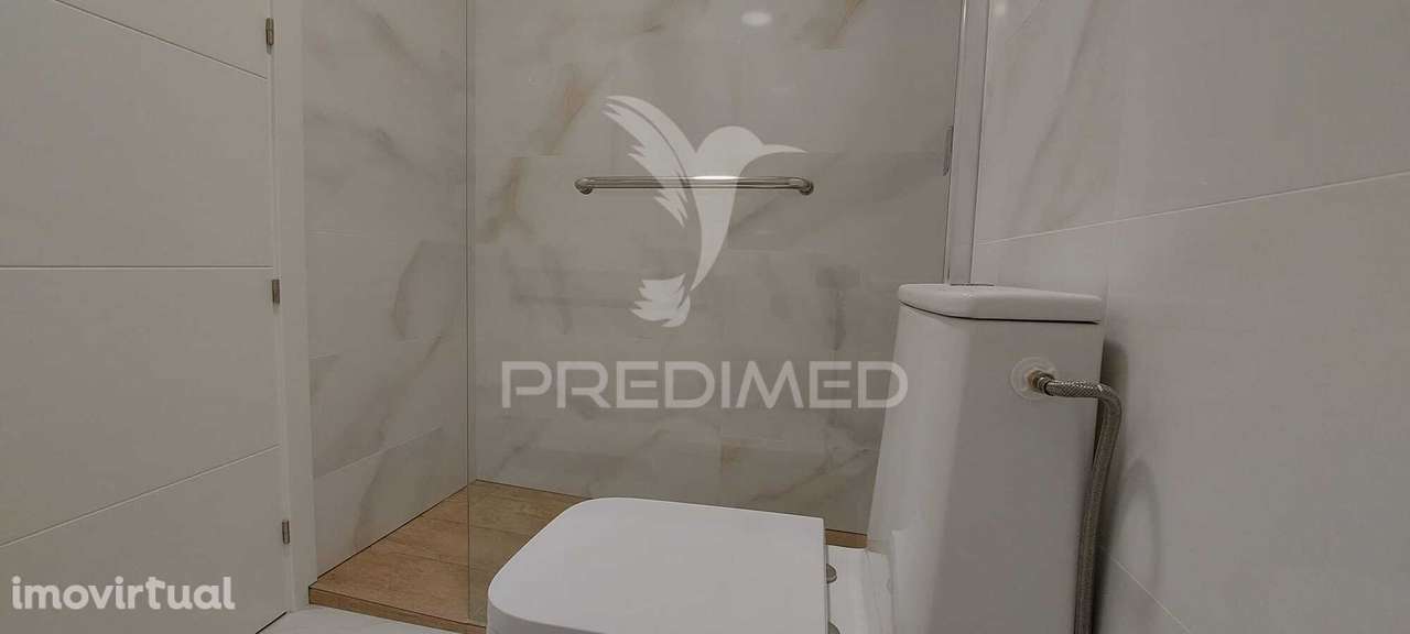 Apartamento T2 Renovado no Lavradio – Pronto a Entrar - Grande imagem: 4/7