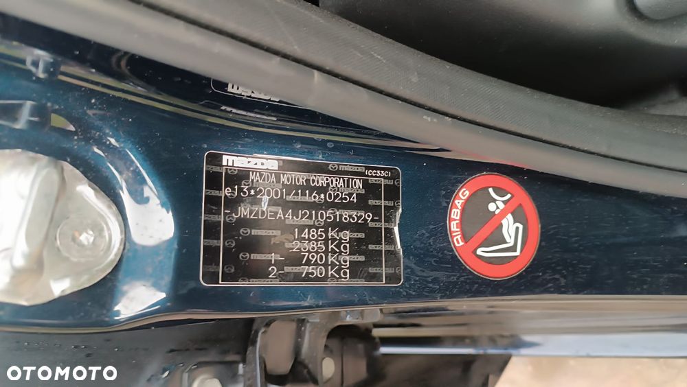 Mazda 2 - 15