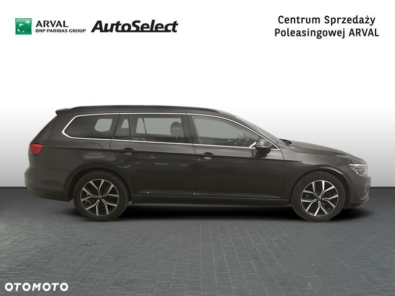 Volkswagen Passat - 8