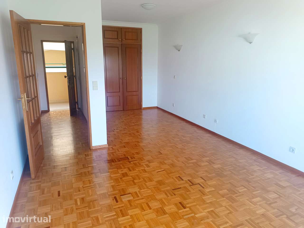 Apartamento T0 em Coimbra (Bairro Norton Matos) - Grande imagem: 2/9