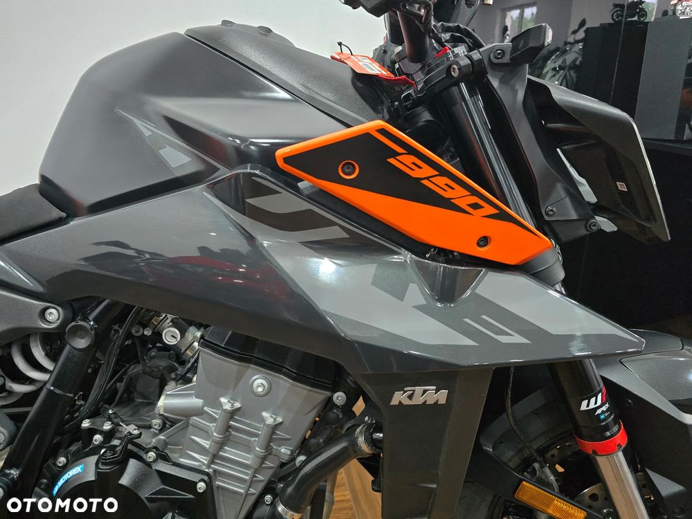 KTM Duke - 28