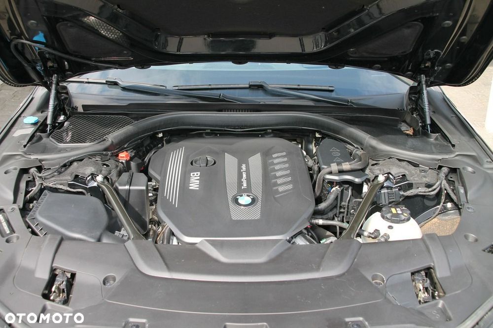 BMW Seria 7 730d xDrive sport - 30