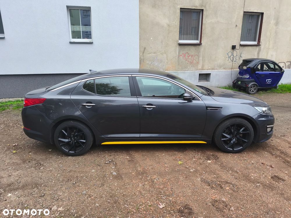 Kia Optima - 4