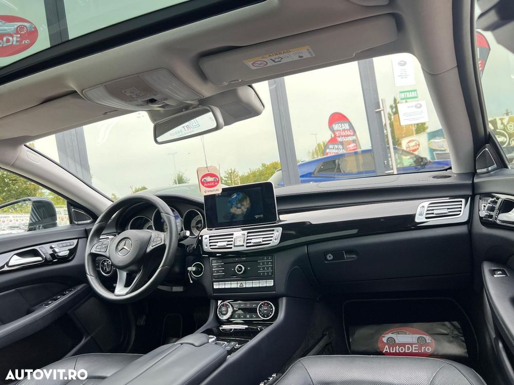 Mercedes-Benz CLS - 6
