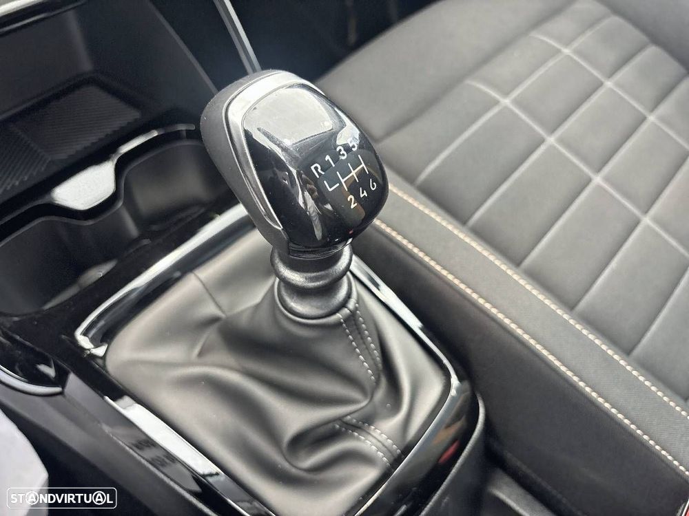 Citroën C3 Aircross 1.2 PureTech Plus - 19