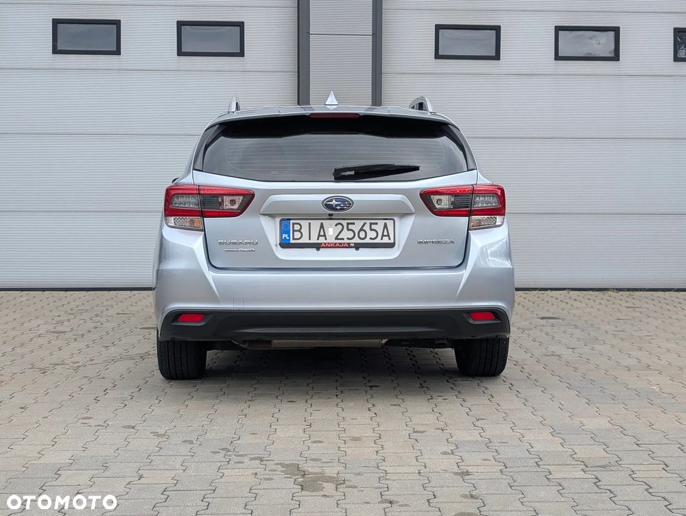 Subaru Impreza 2.0i Exclusive (EyeSight) Lineartronic - 7
