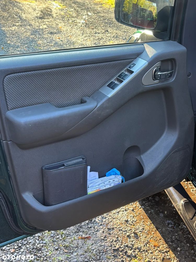 Nissan Navara - 12