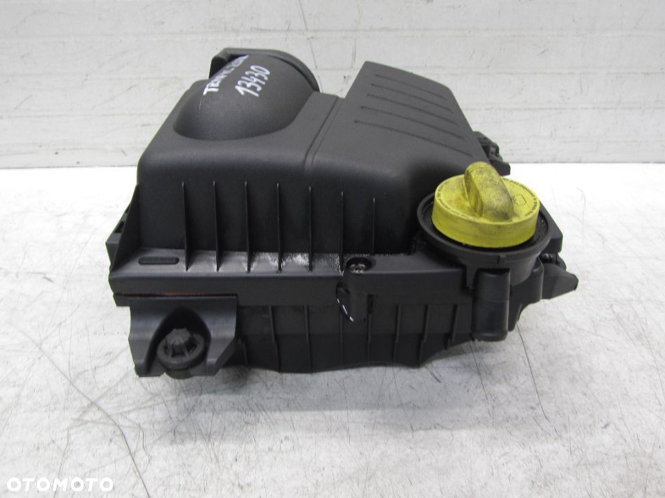 trafic-vivaro 2.0DCI UK obudowa filtra powietrza - 4