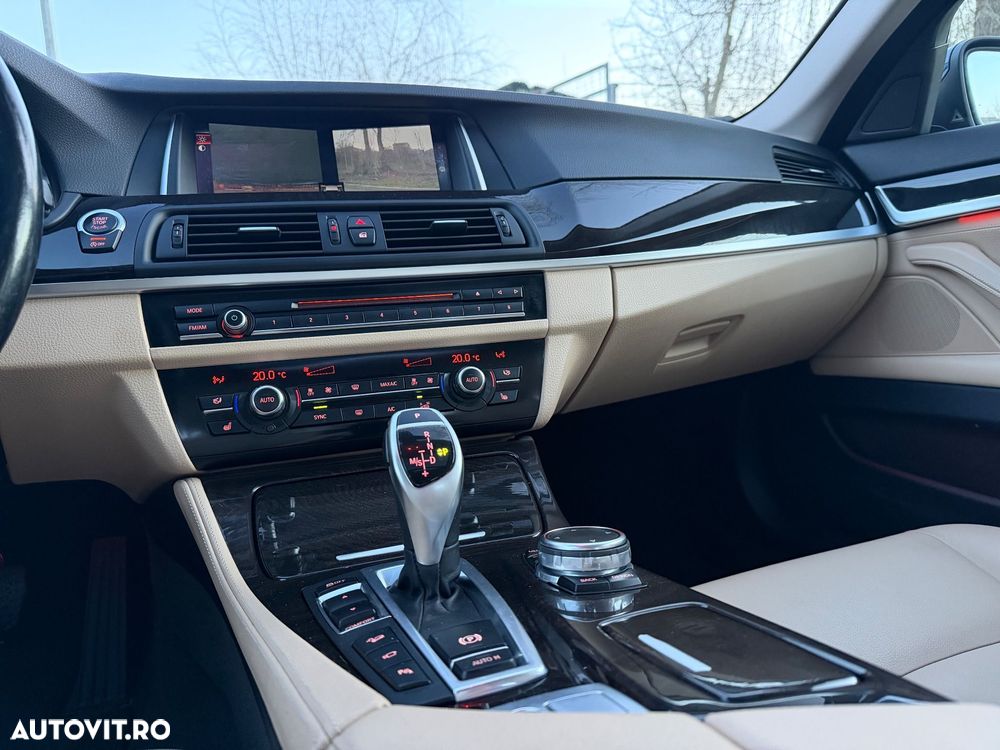 BMW Seria 5 535i xDrive - 12