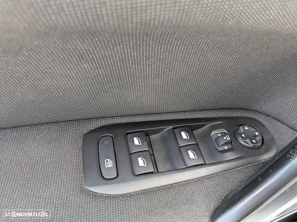 Peugeot 308 SW BlueHDi 120 Stop & Start Business-Line - 23