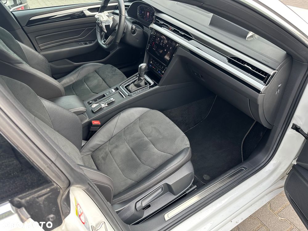 Volkswagen Arteon 2.0 TDI SCR DSG R-Line - 16