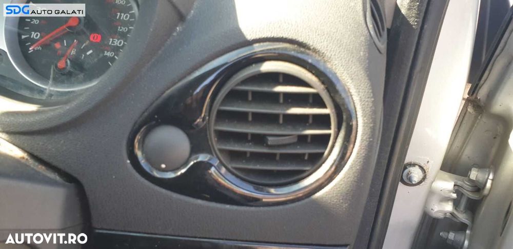 Gura Grila Aer Aerisire Ventilatie Bord Dreapta Renault Clio 3 2005 - 2014 [0096] - 1